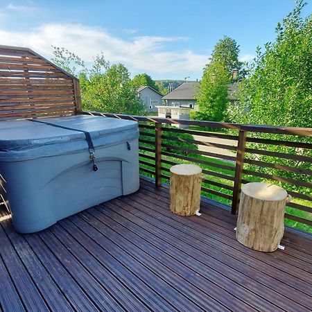 Villa Soepoe Moekki Himoksella Palveluiden Vieressae Jämsä Esterno foto